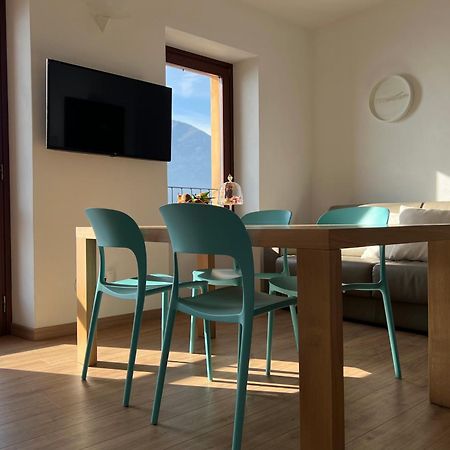 Al Porticciolo - Casa Vacanze Marone Luaran gambar
